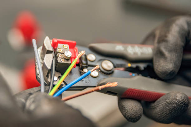 Best Licensed Electrician  in Blennerhassett, WV
